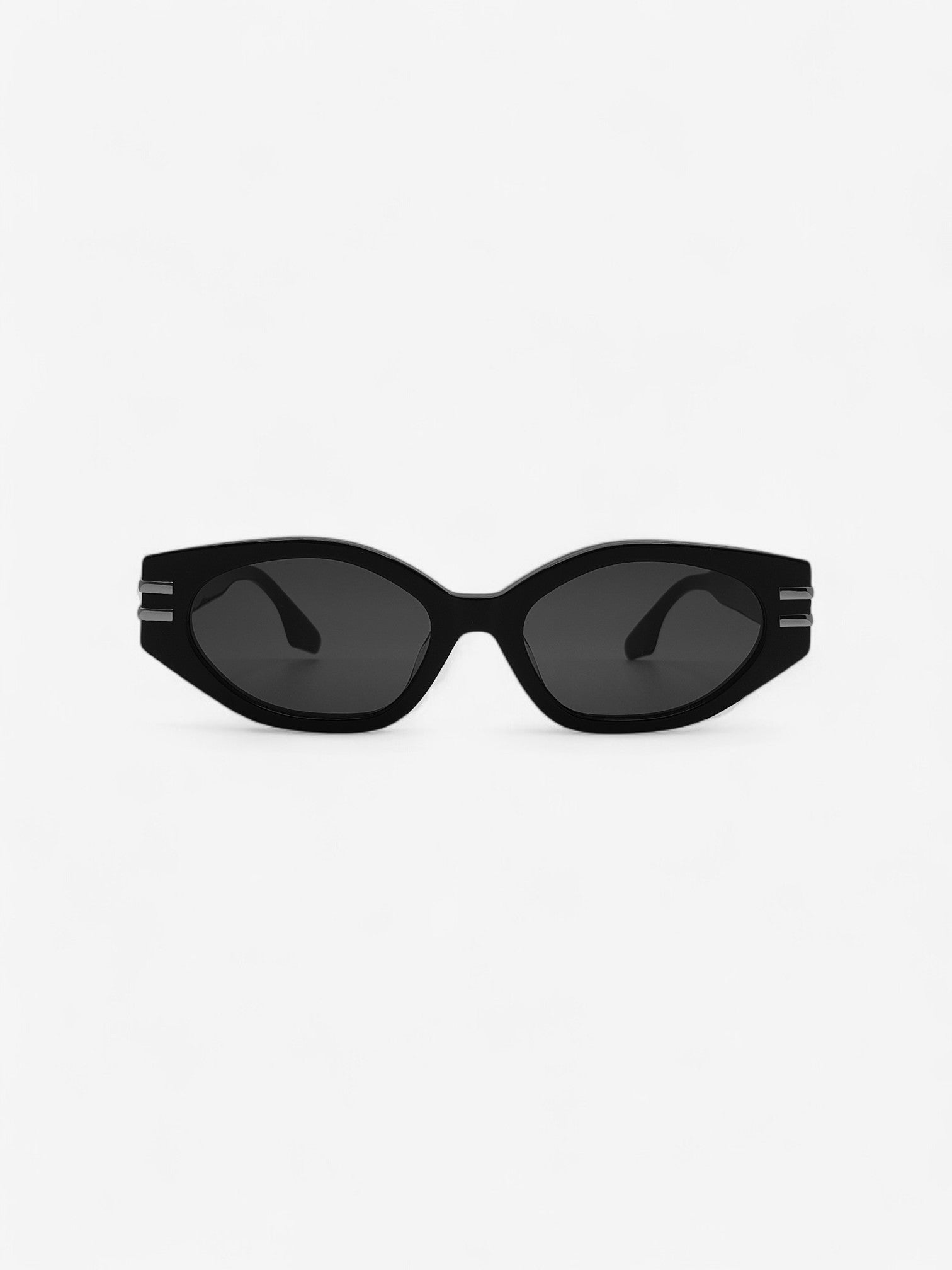 Black cat eye sunglasses for women and men - The Rebel - edgy UV-protected design