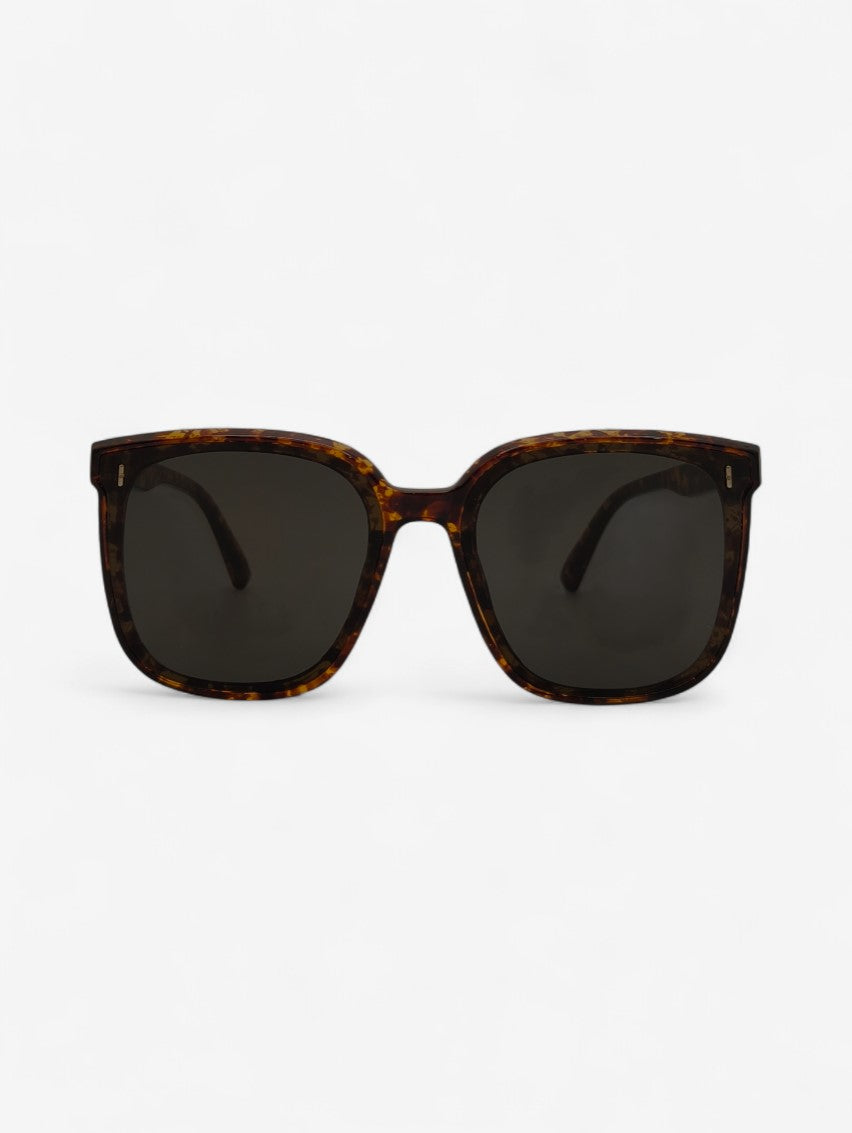 Tortoise sunglasses for women and men - The Dreamer - flexible TR90 frame 
