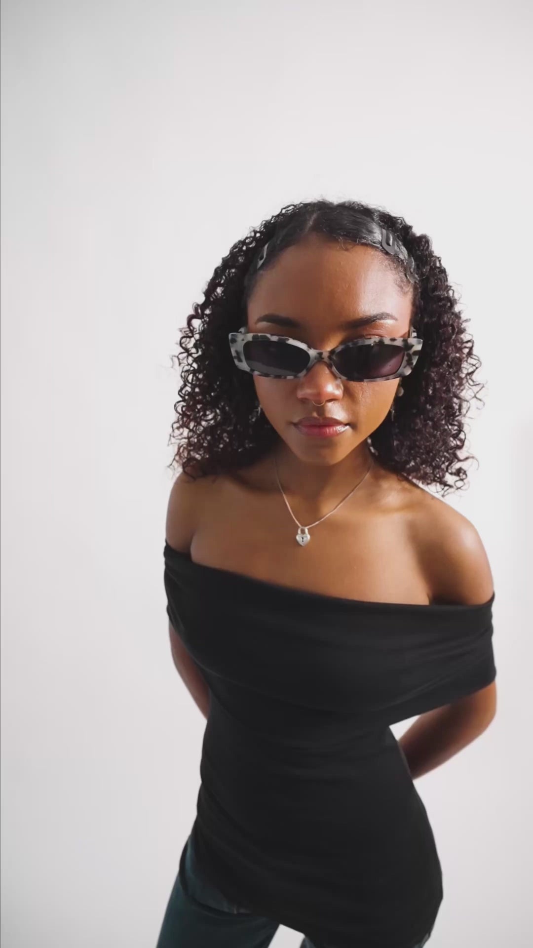 Adventurous woman wearing tortoise sunglasses - The Adventurer - polarised travel companion 